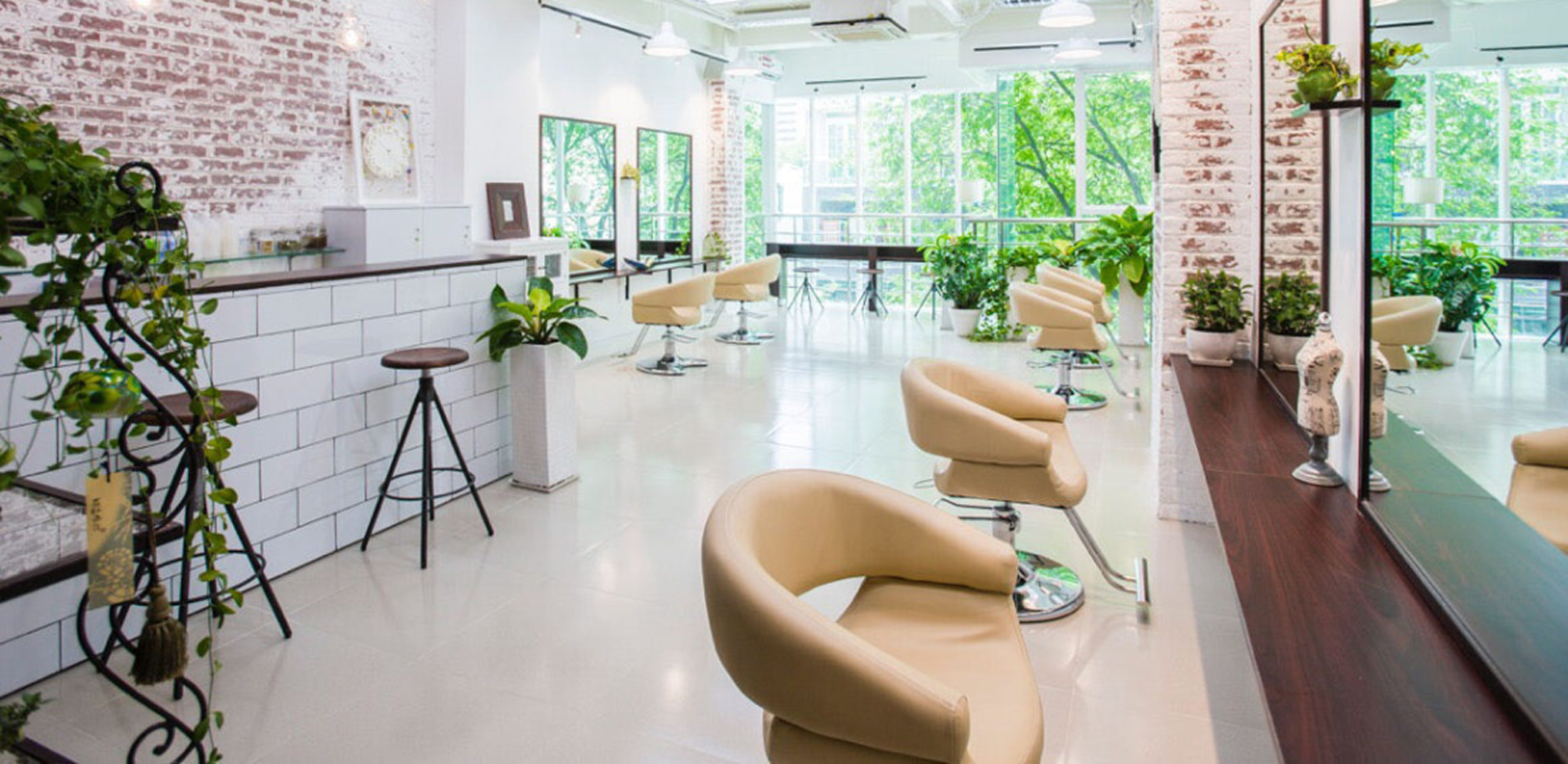 CLEO hair サロン内観