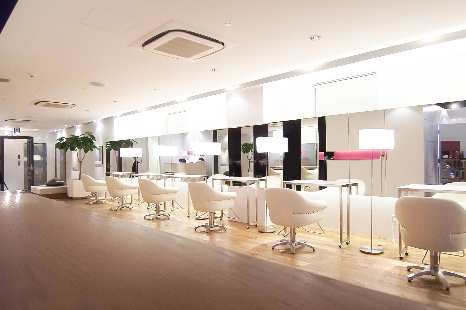 h00 CLEO hair international 広島 美容室